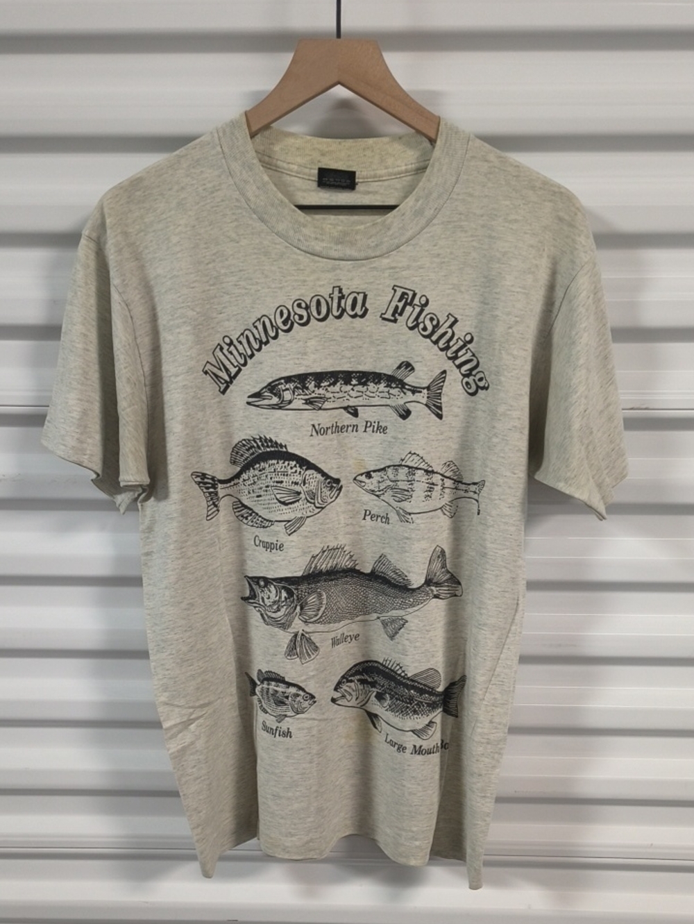 Vtg Minnesota Fishing Graphic Crewneck Gray Short Sleeve Single Stitch T-Shirt L